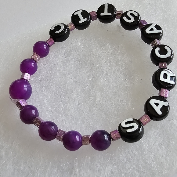 Relisted - D - Picture 3 of 8